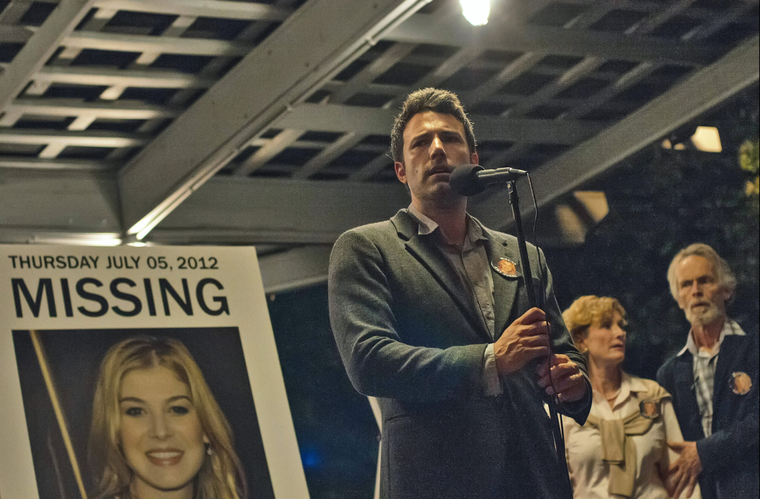 ‘Gone Girl’ tops box office for second weekend