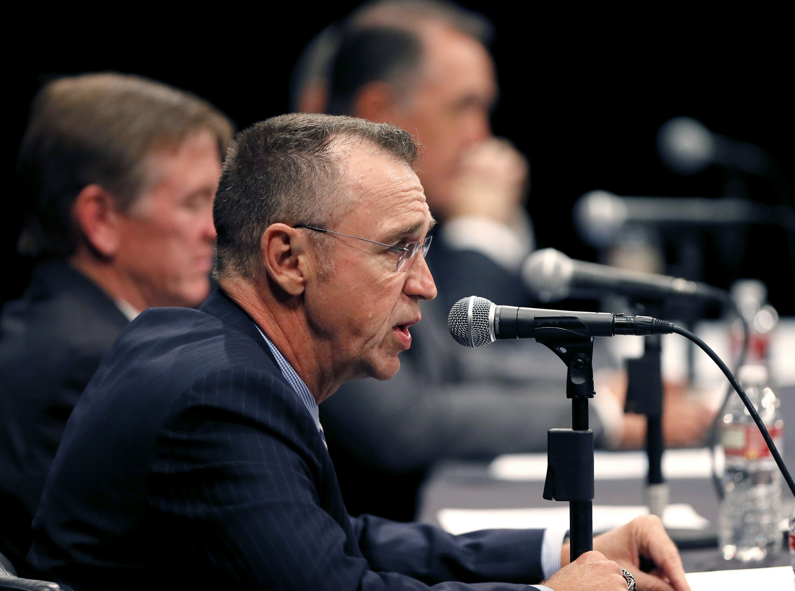 Tim Huelskamp, Matt Salmon see Obama delaying Obamacare’s individual mandate