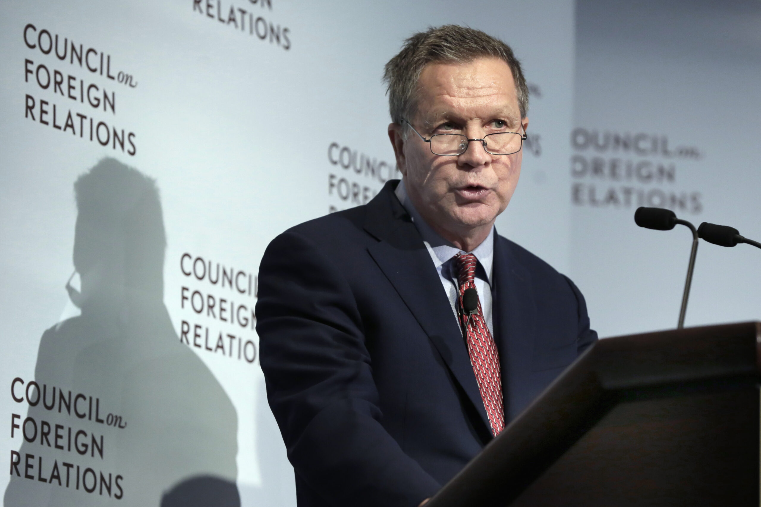 Kasich says he’ll withdraw from race if ‘destroyed’ in New Hampshire