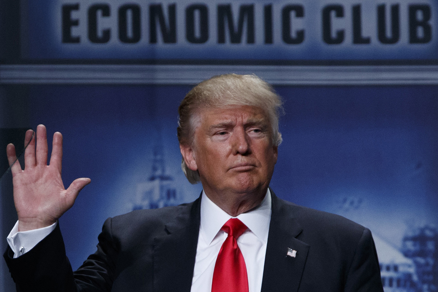 Trump blames federal student loans for high college costs, promises fix