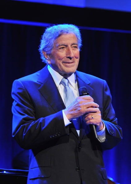 NEW YORK, NY - OCTOBER 04:  Tony Bennett performs at the 6Th Annual Exploring the Arts Gala hosted by Tony Bennett And Susan Benedetto at Cipriani 42nd Street on October 4, 2012 in New York City.  (Photo by Larry Busacca/Getty Images for Exploring The Arts)
