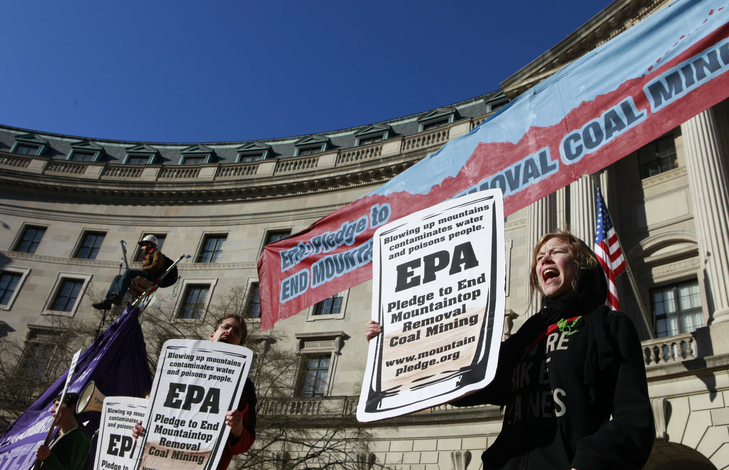 Coal advocates to protest EPA coal regulations outside public hearing