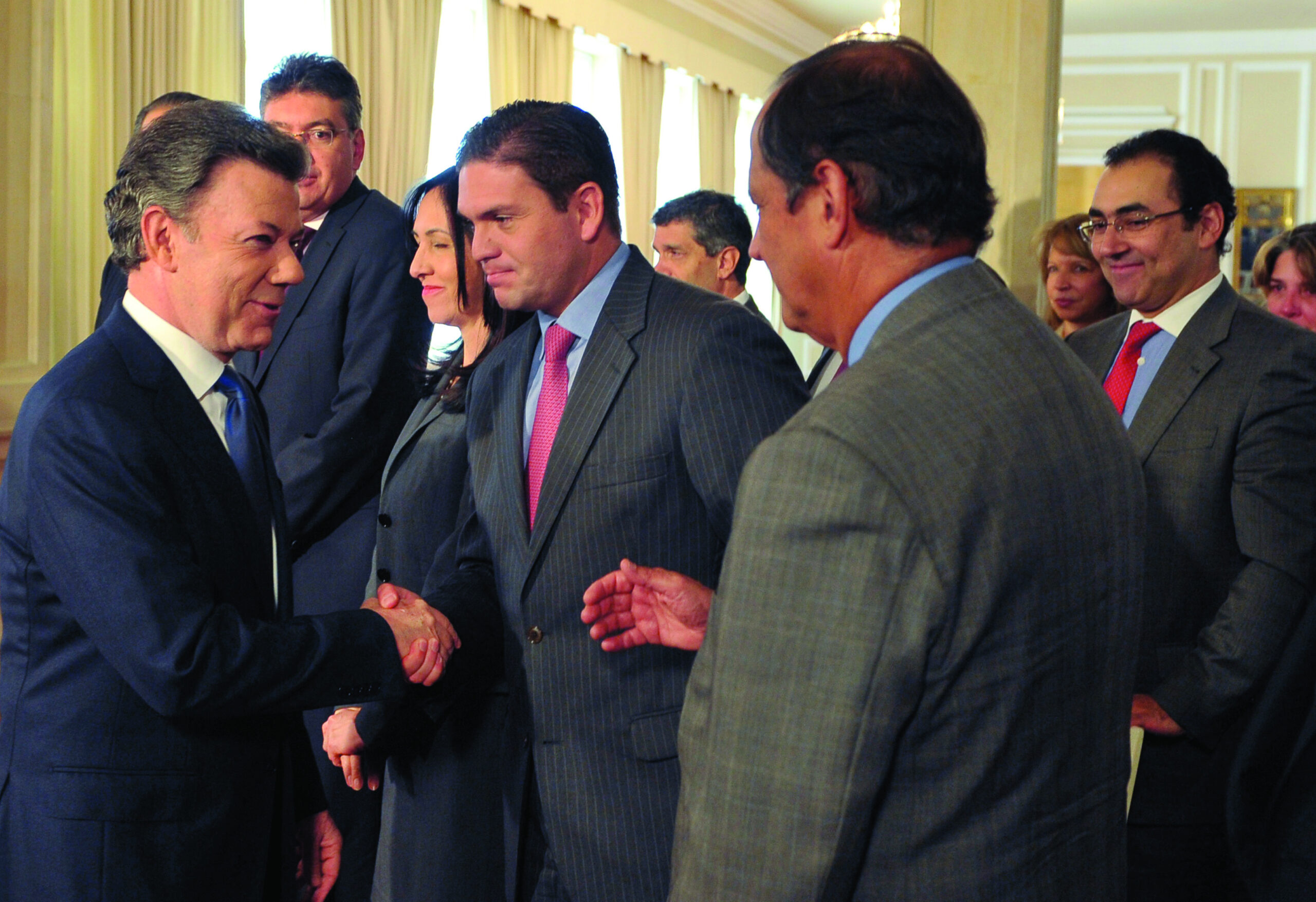 No cease-fire, drugs nag at Colombia peace talks