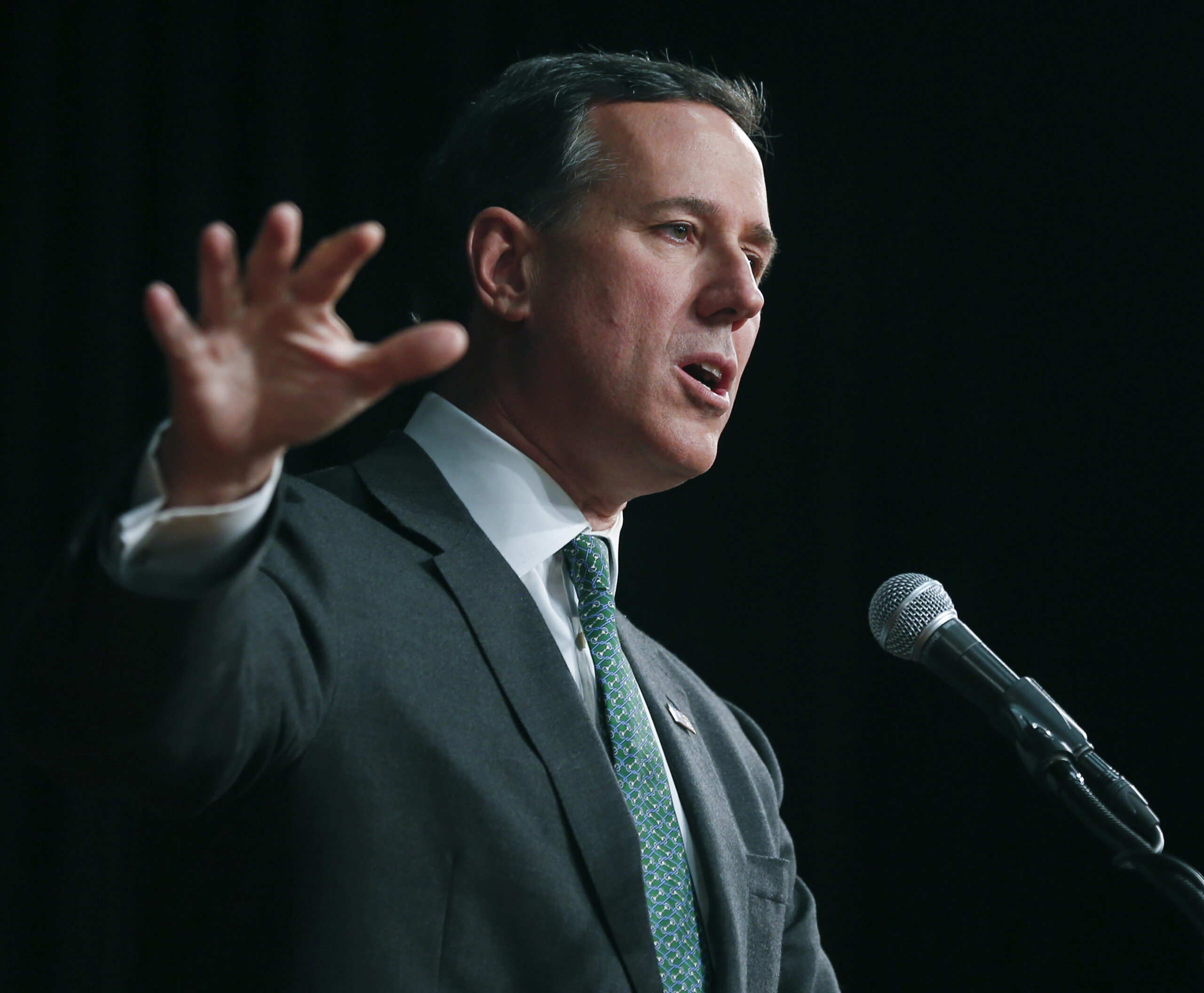 Santorum has kind words for Bruce Jenner in South Carolina