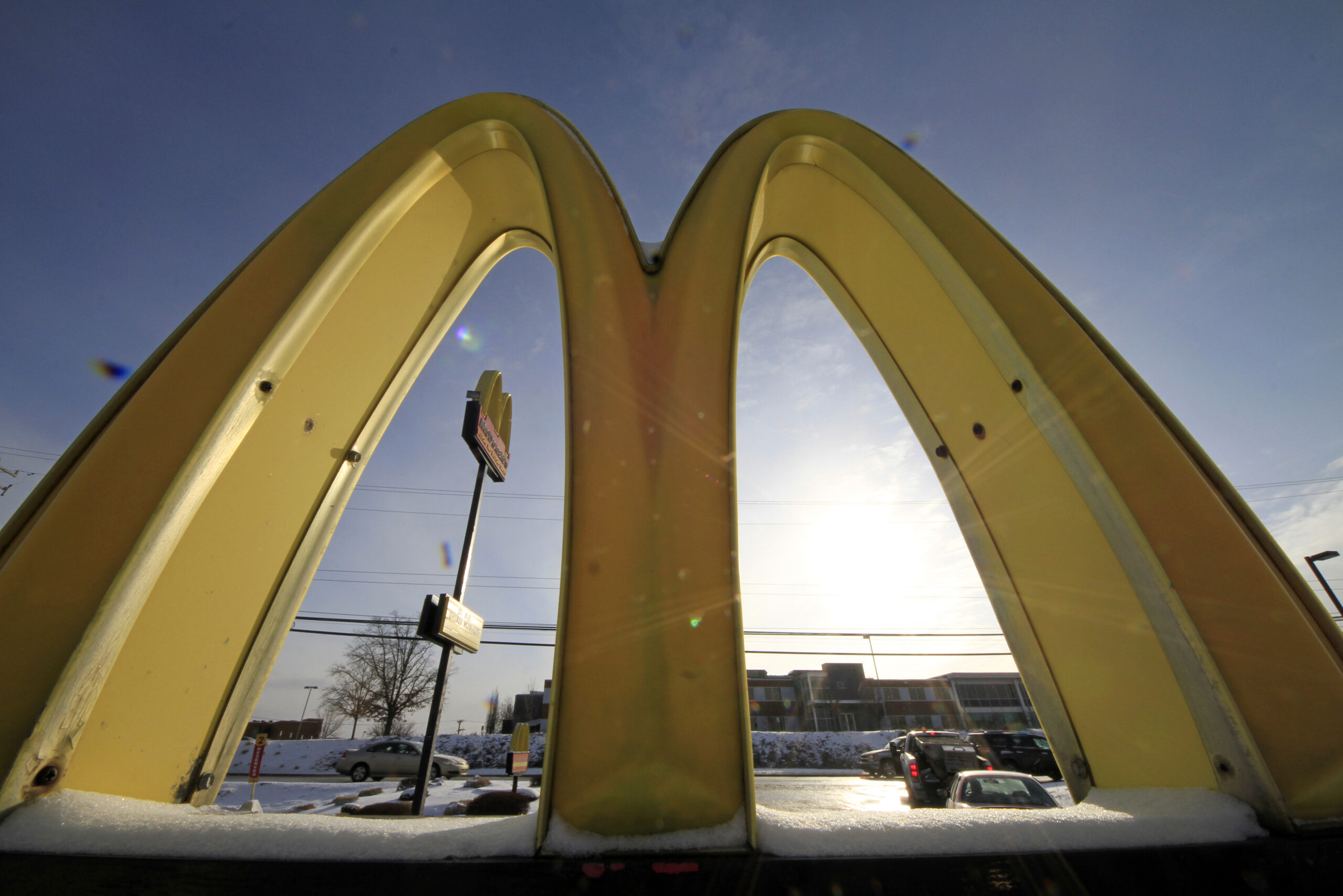 McDonald’s: Fewer customers stopping in for a bite