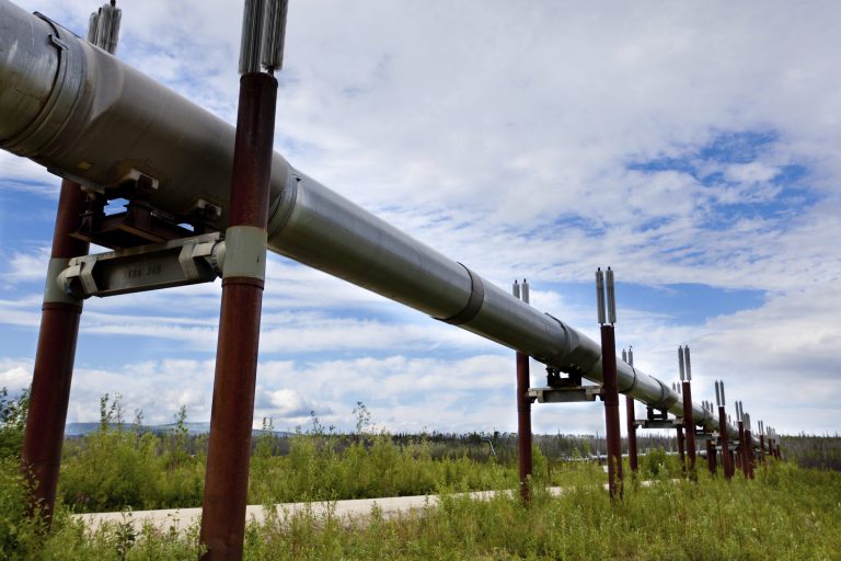 Illinois regulators have given the FutureGen Alliance the go-ahead for a 30-mile carbon dioxide pipeline. (Photo: Thinkstock)