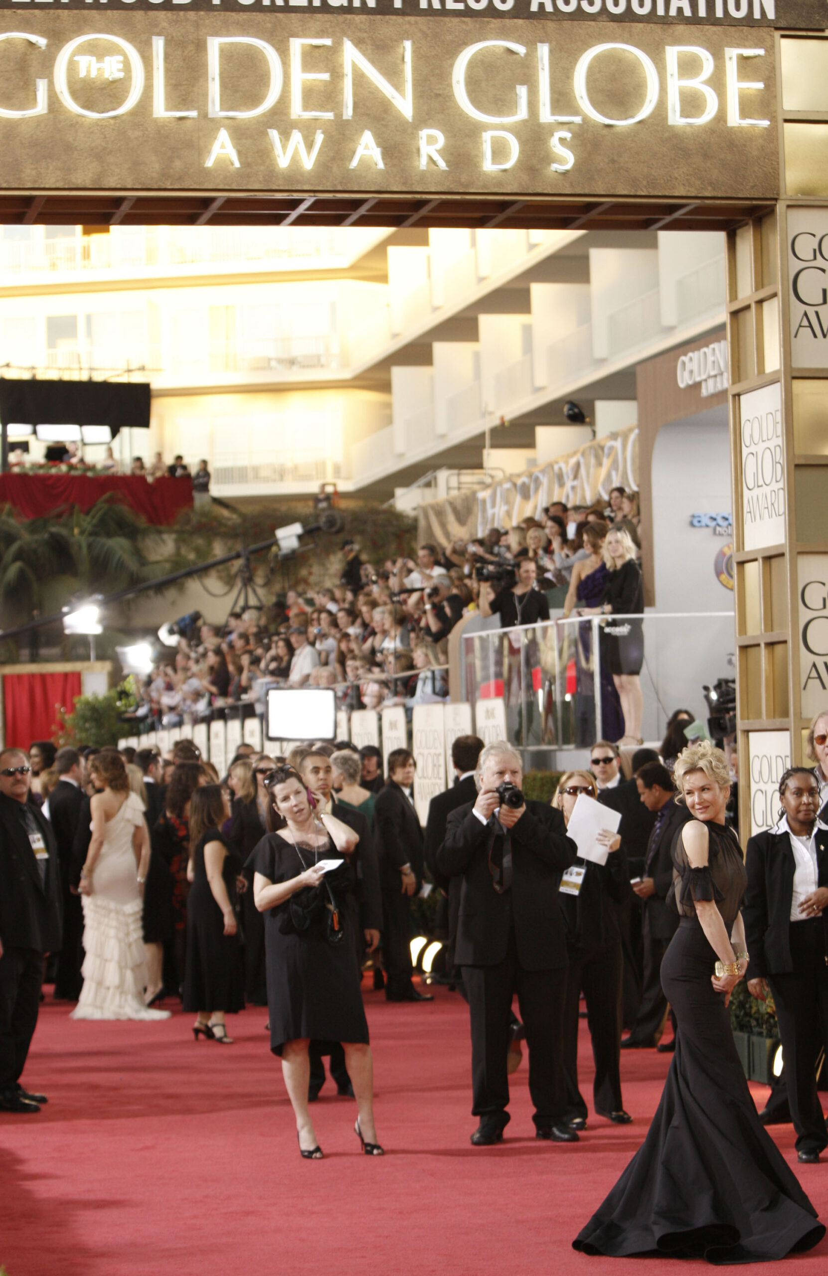 Golden Globes set for Jan. 12, starts award season