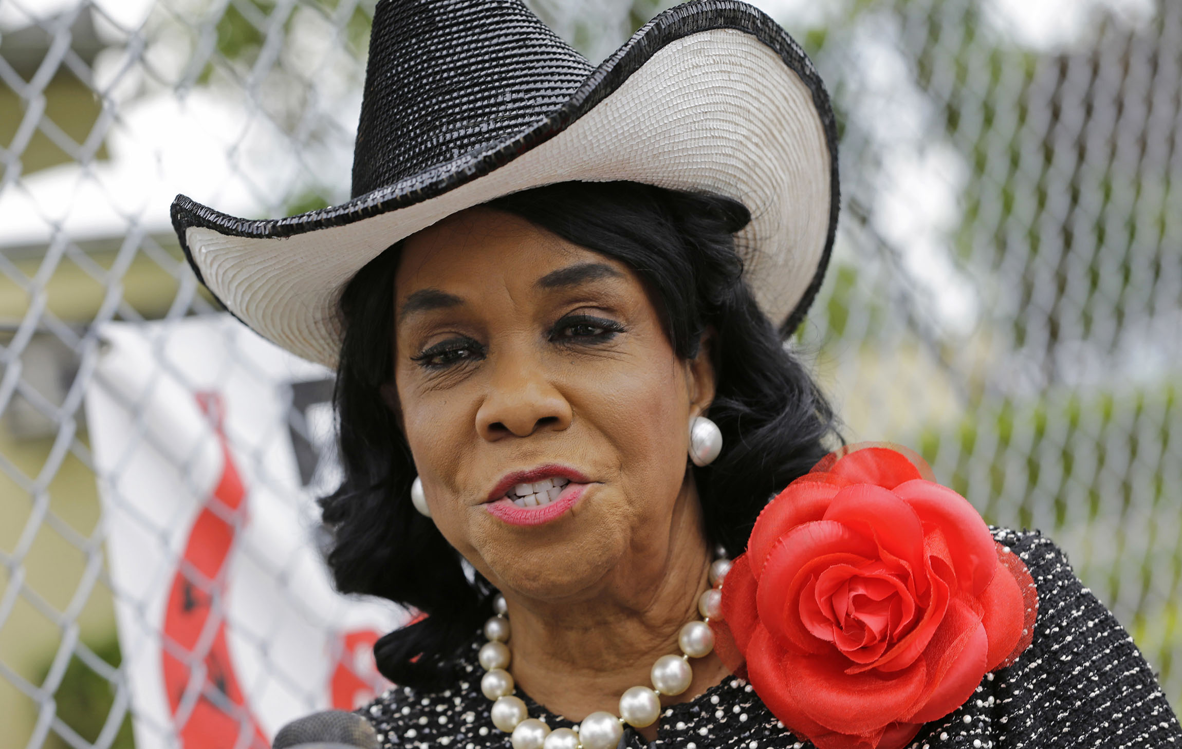Frederica Wilson rehashes feud with John Kelly, says he ‘owes the nation an apology’