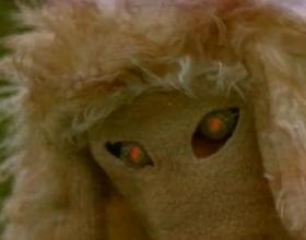 Carly Fiorina’s Demon Sheep Attack Ad