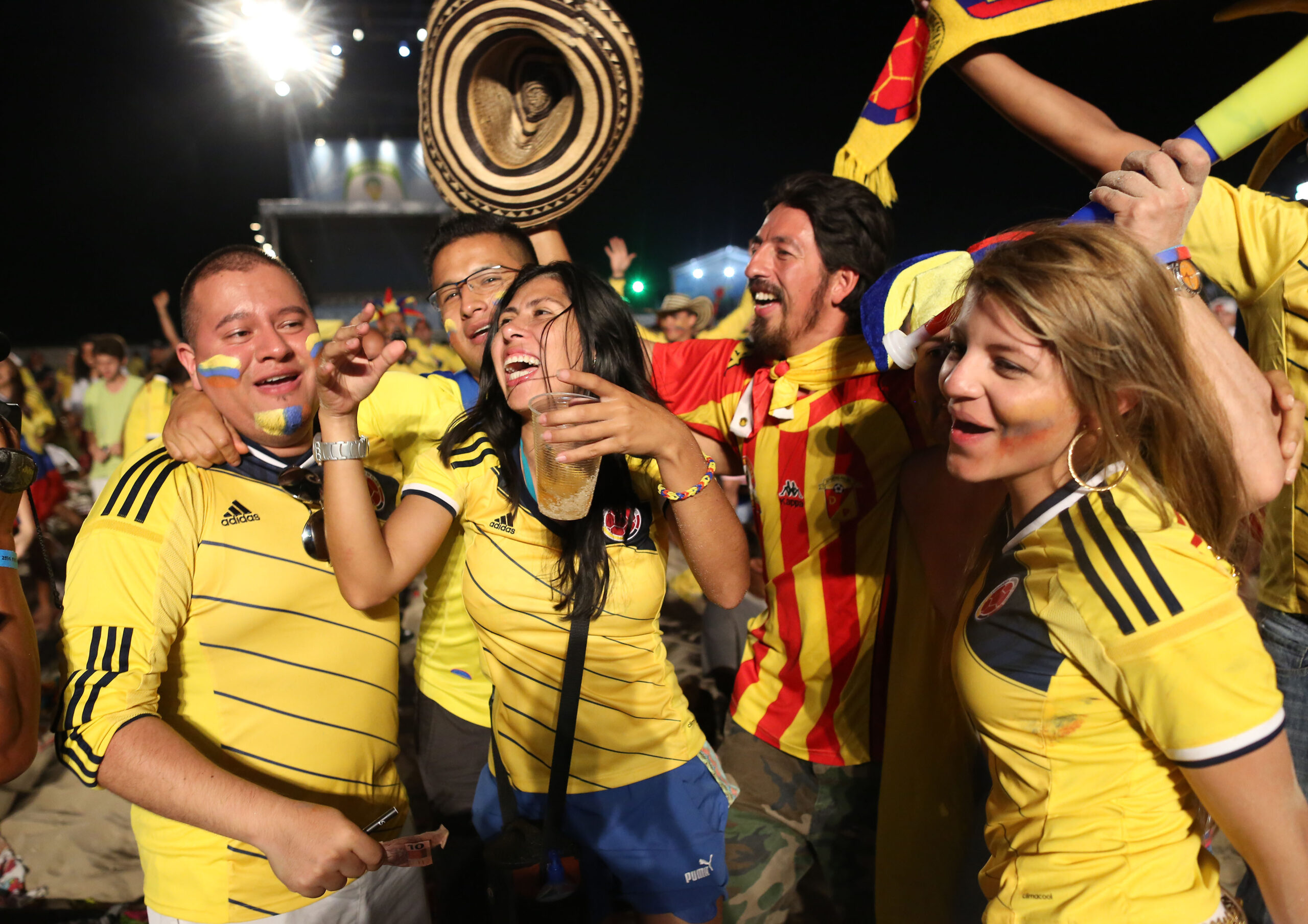 BRAZIL BEAT: Colombia, Uruguay fans start talk