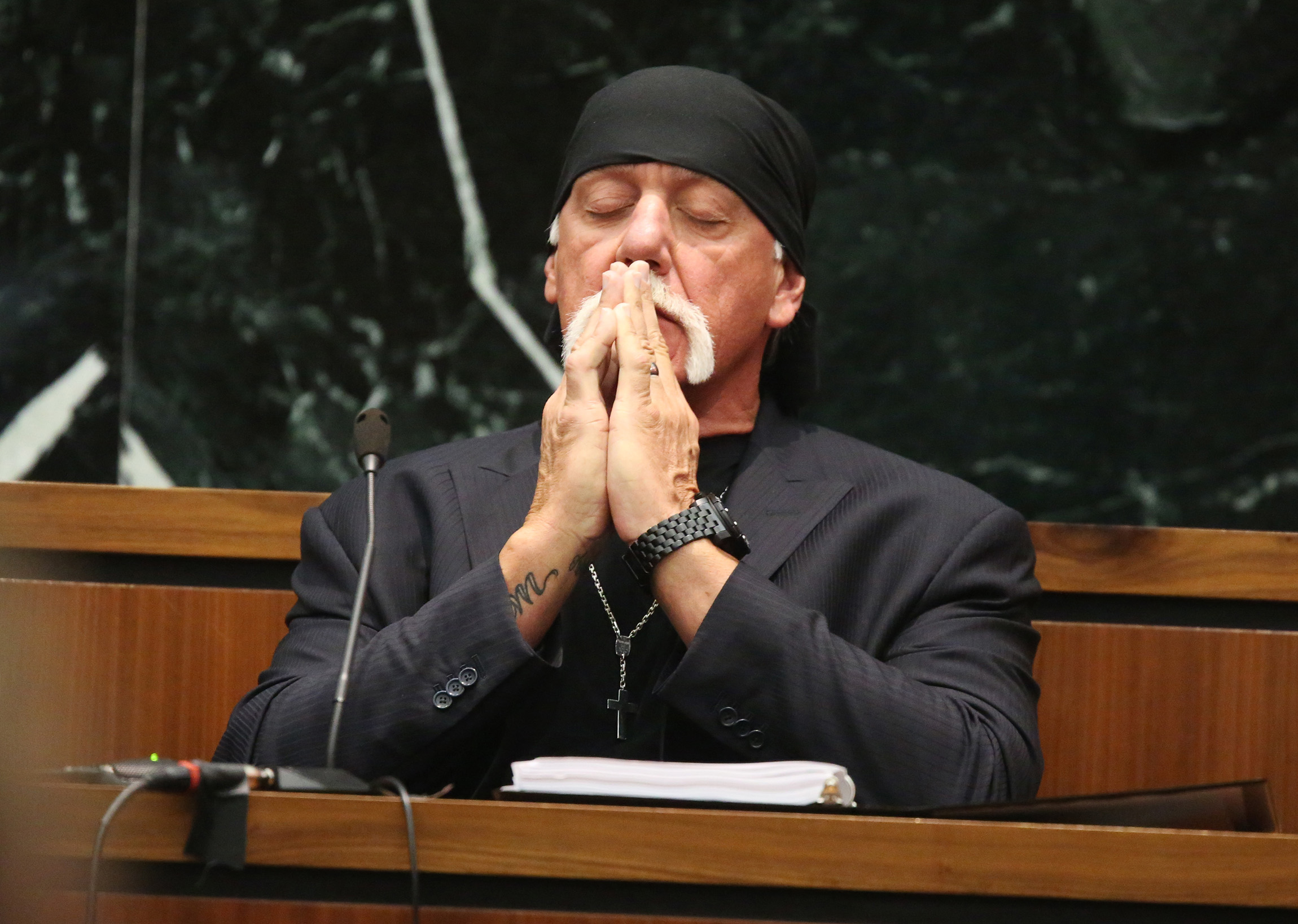 $115 million Hulk Hogan verdict body slams media