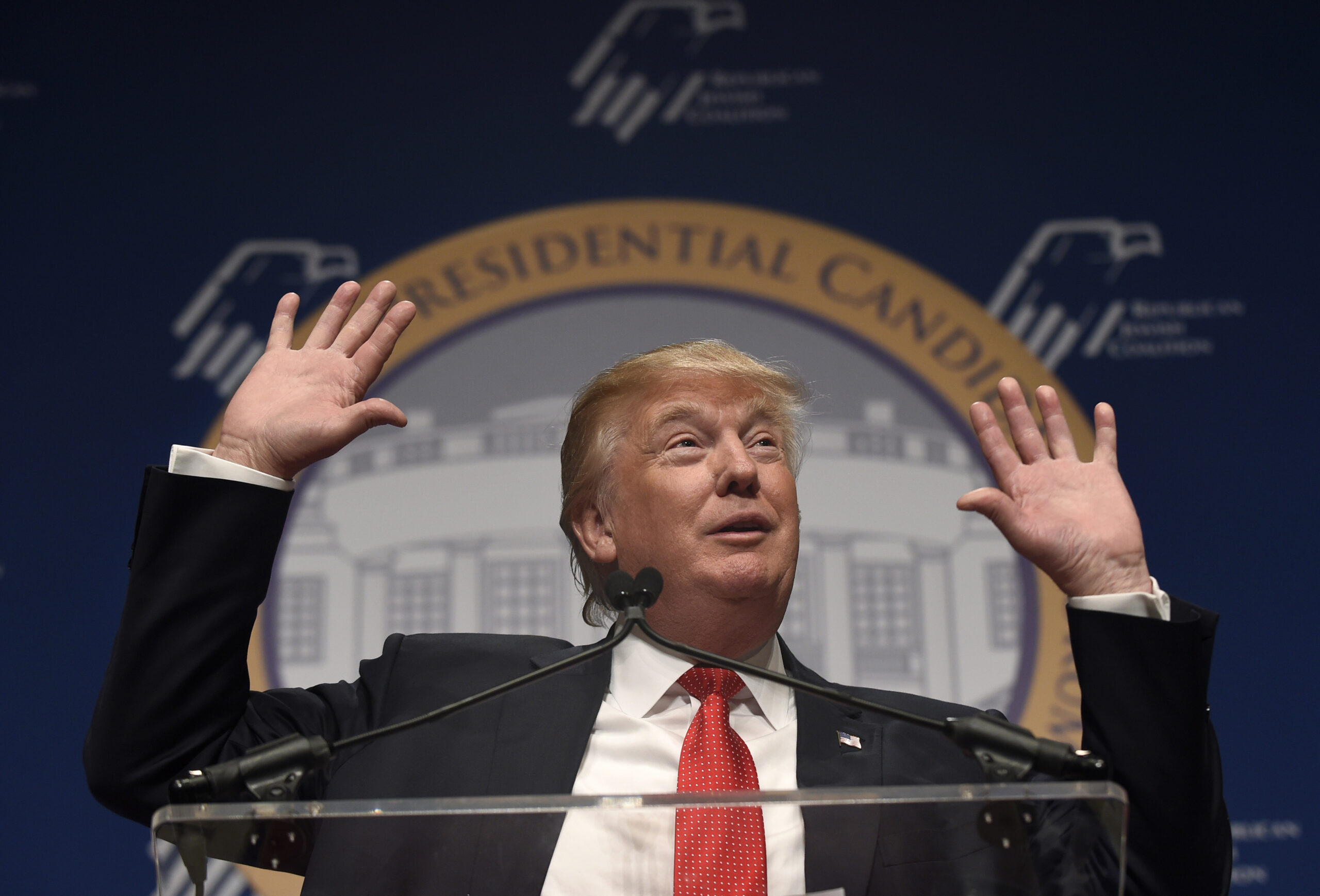 Trump says supporters would back independent bid