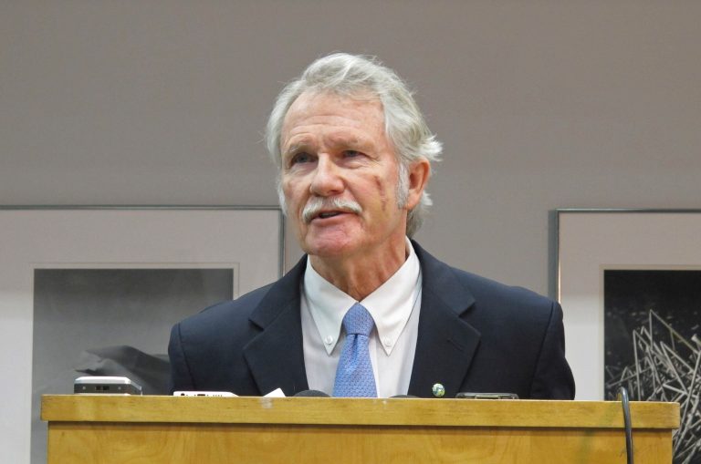 Conservative groups and congressional Republicans plan to use the scandal that befell former Democratic Oregon Gov. John Kitzhaber to attack clean energy groups and big donors. (AP Photo)