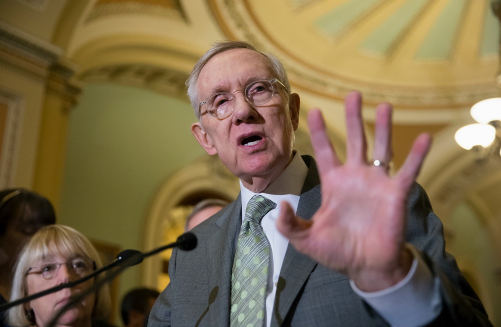 Reid: Puerto Rico debt crisis is causing ‘shortage of suitcases’