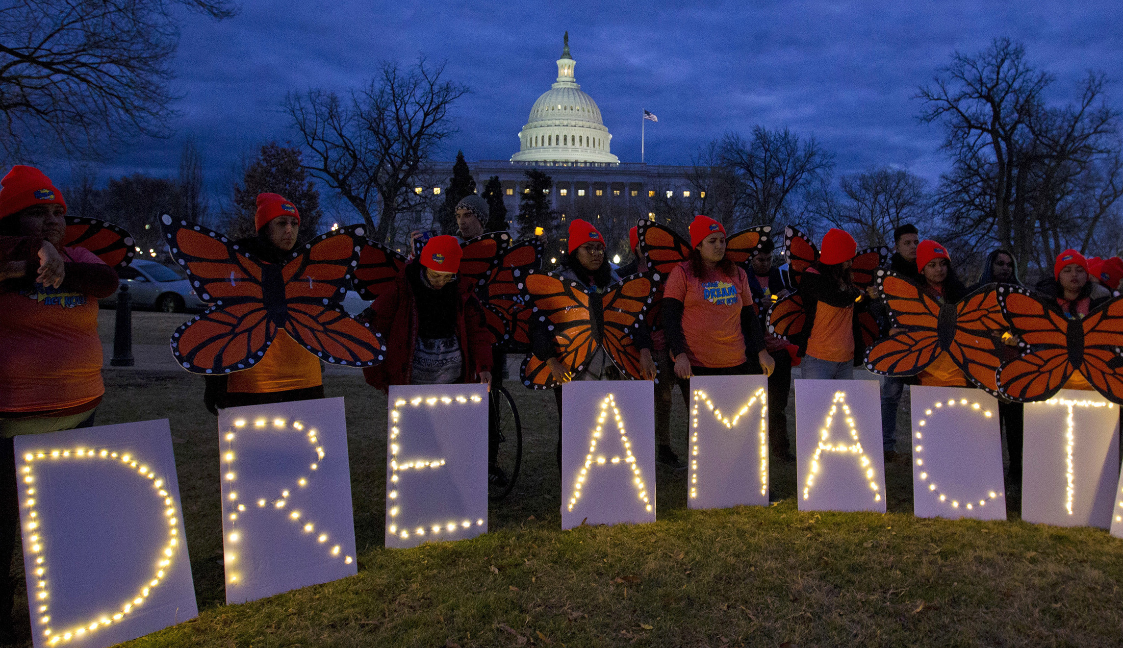 Immigration battle threatens to complicate spending bill