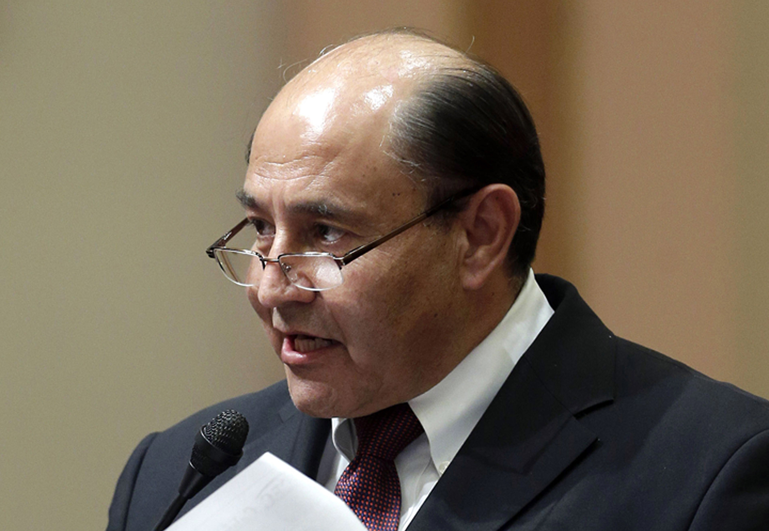 Democrats demand federal websites in Spanish, Chinese, Vietnamese, Tagalog