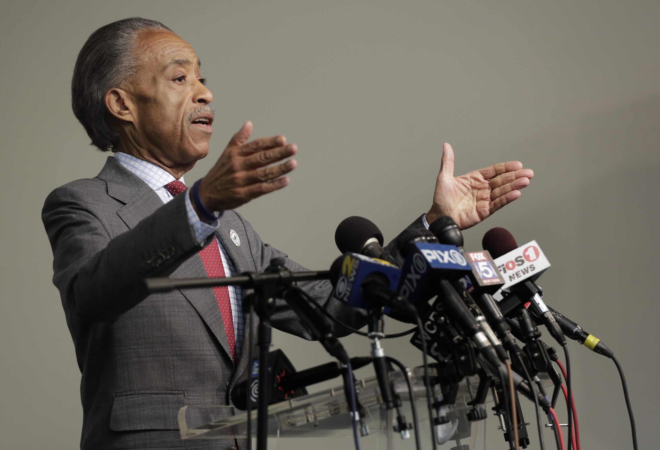 HHS secretary: Al Sharpton ‘has spent his life fighting for what’s right’