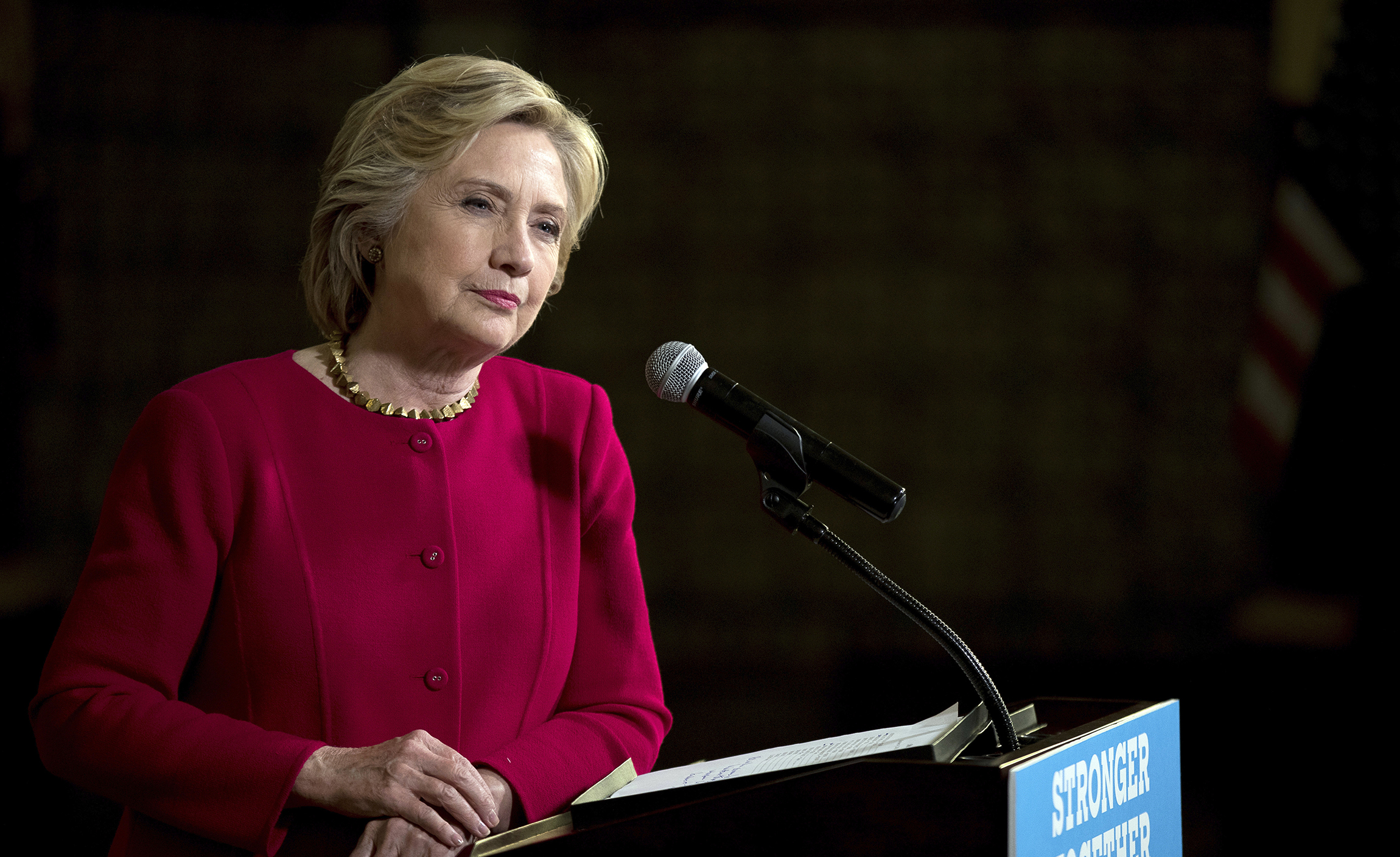 Leaked emails reveal Clinton campaign’s attempts to distract from email scandal