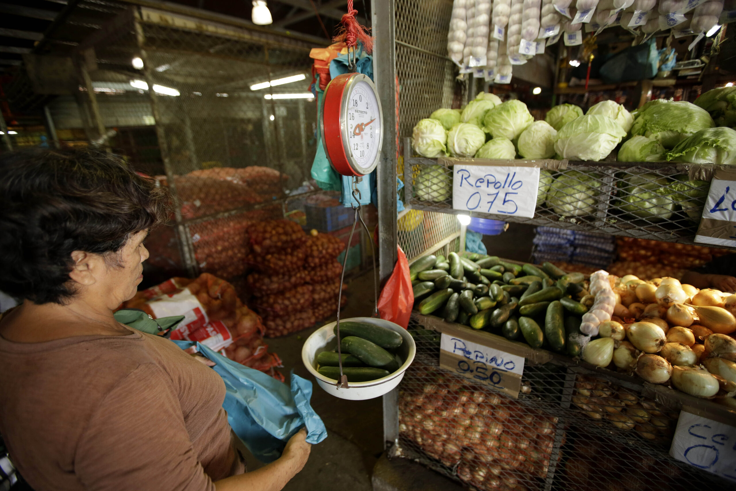 Panama president-elect promises price controls