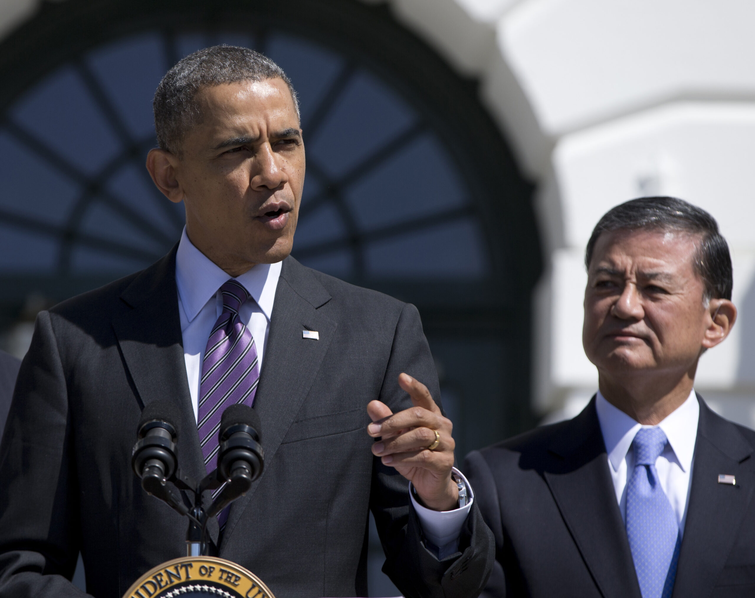 Obama to receive update on Veterans Affairs firestorm