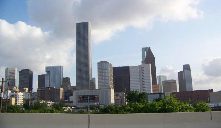 Under Kathleen Hartnett White's six-year tenure at the Texas Commission on Environmental Quality, the state realized impressive declines in the levels of pollution during that time. For example, from 2000 to 2006, Houston (pictured above) grew by approximately 1 million people, a 25 percent increase, and yet saw eight-hour ozone design values plunge 26 percent. (Alex Garrido / Wikimedia Commons)