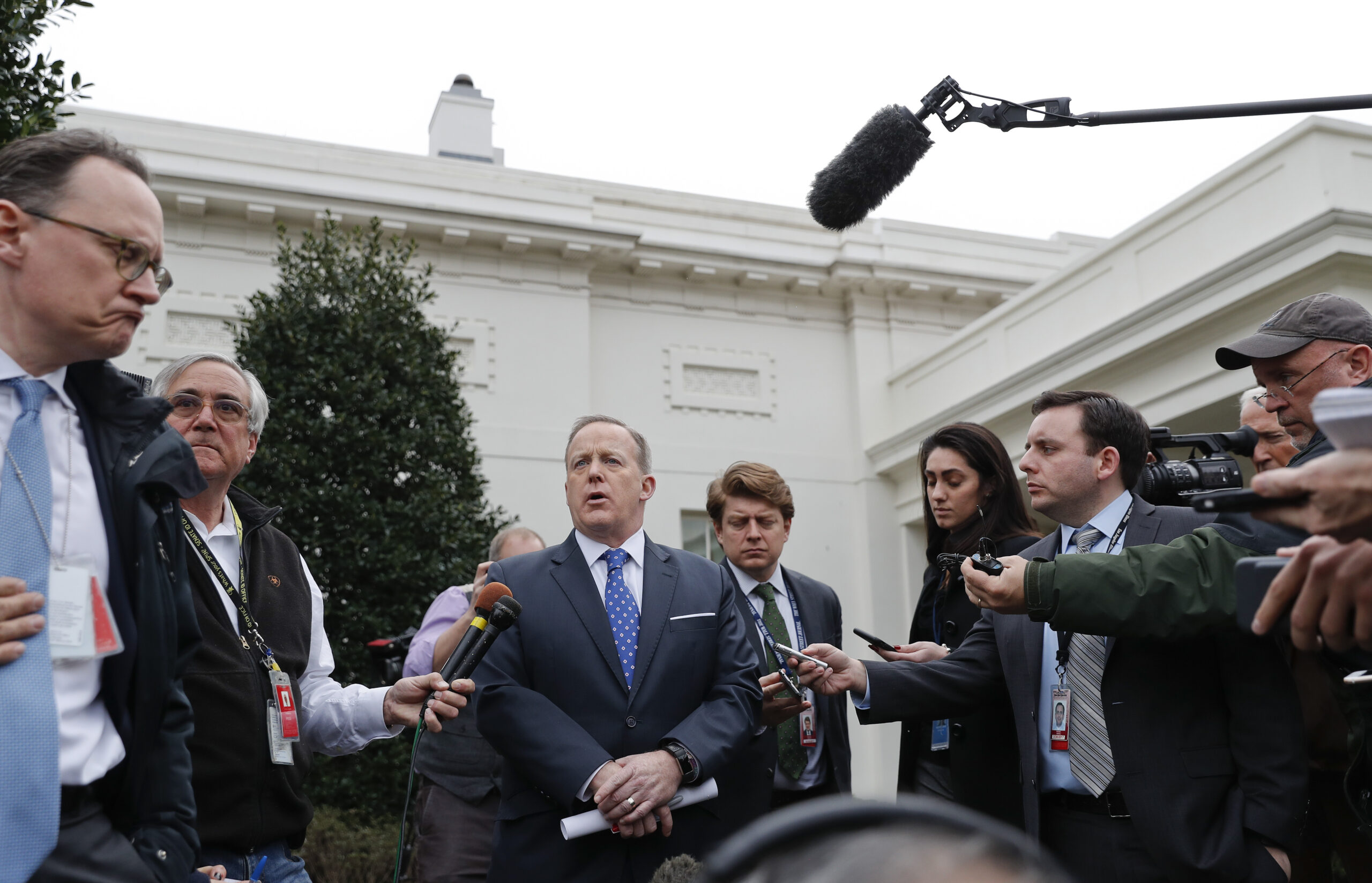 Trump formally announces new White House communications director, other aides