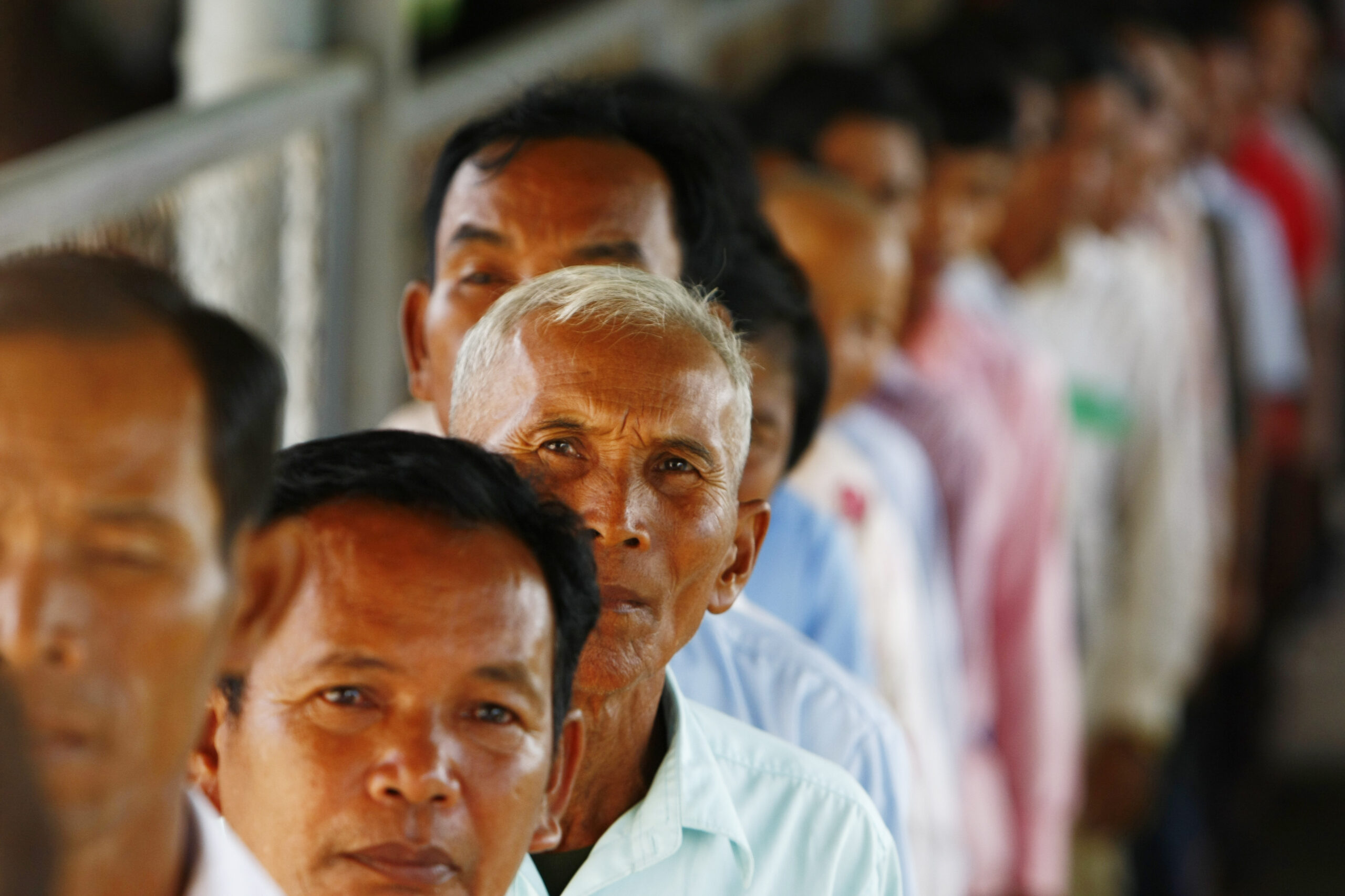 Khmer Rouge tribunal readies way for genocide case