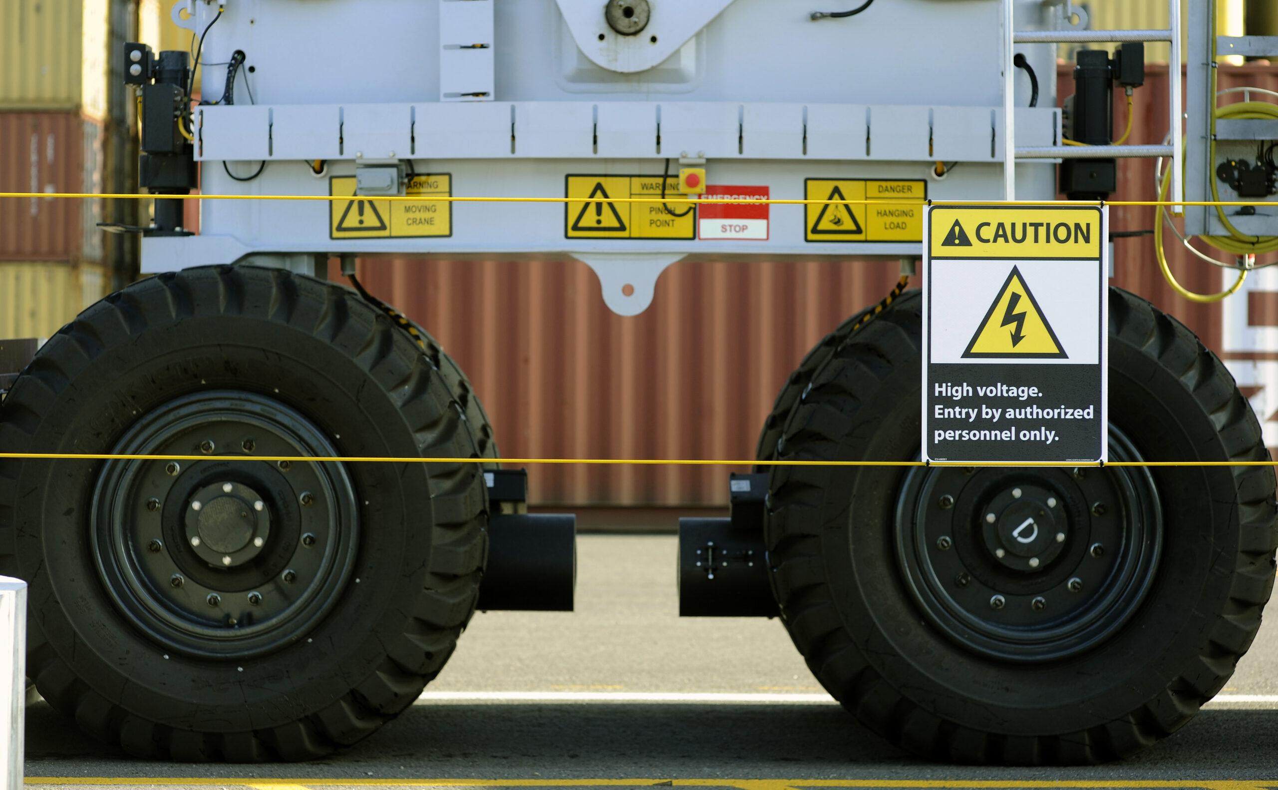 Savannah port upgrades to mobile electric cranes