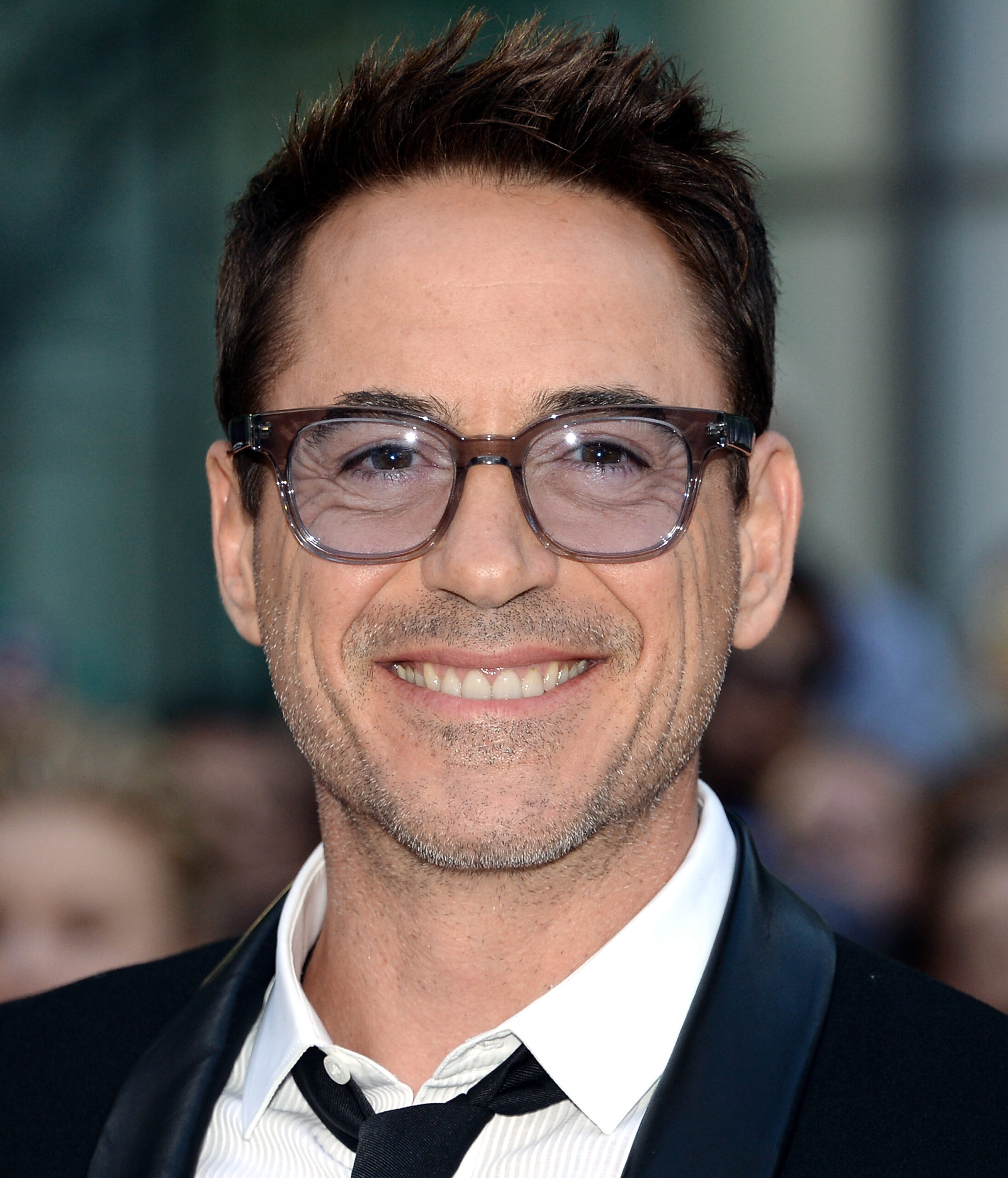 Downey Jr., wife talk pregnancy at TIFF premiere