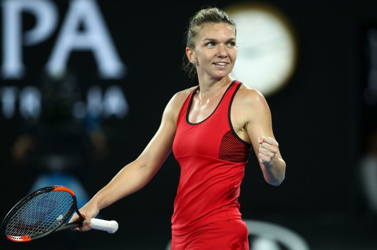 Simona Halep Digs Deep