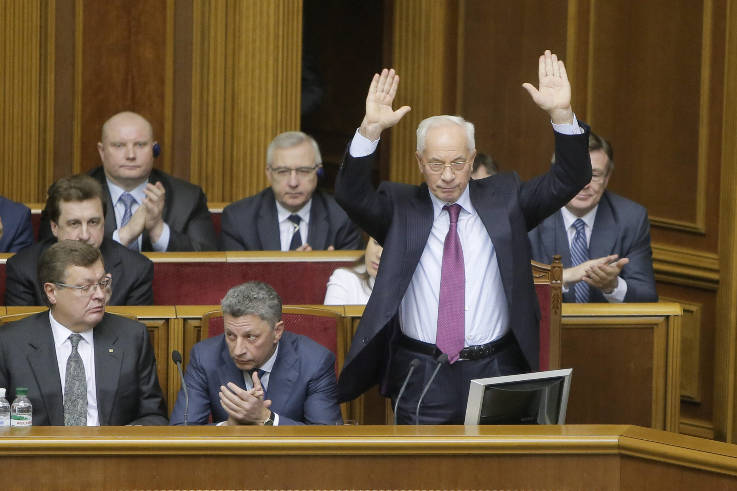 Ukraine’s prime minister resigns, anti-dissent law repealed