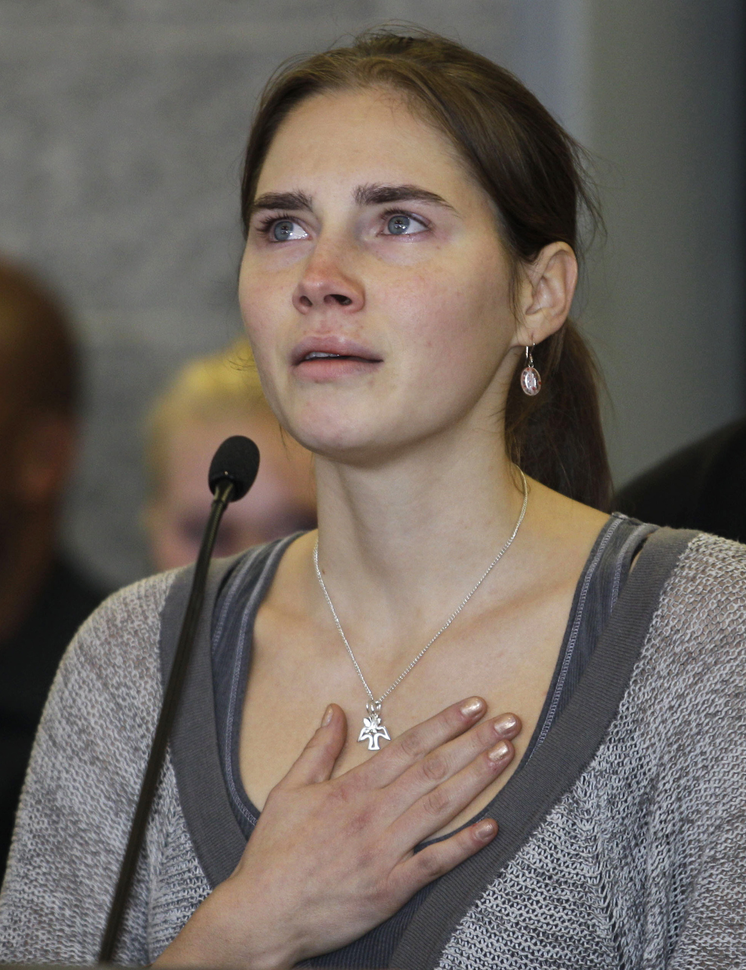 Italy court: Knox struck mortal blow in killing
