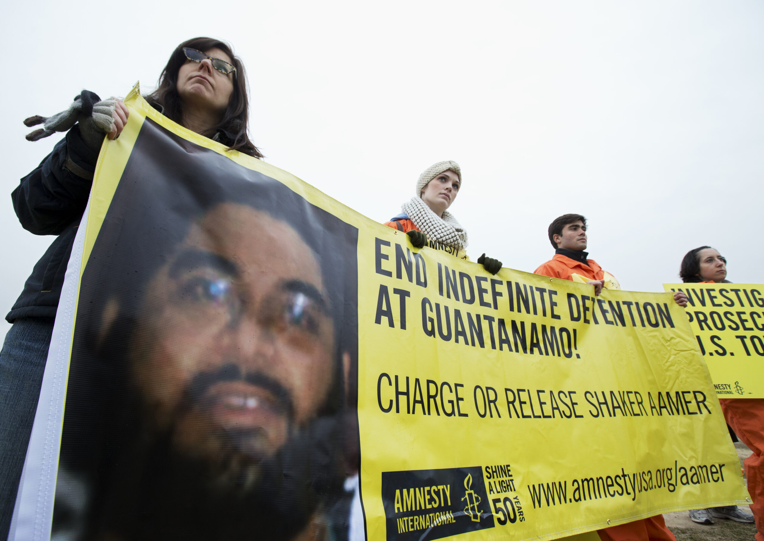 Senators press Pentagon on controversial Gitmo transfer