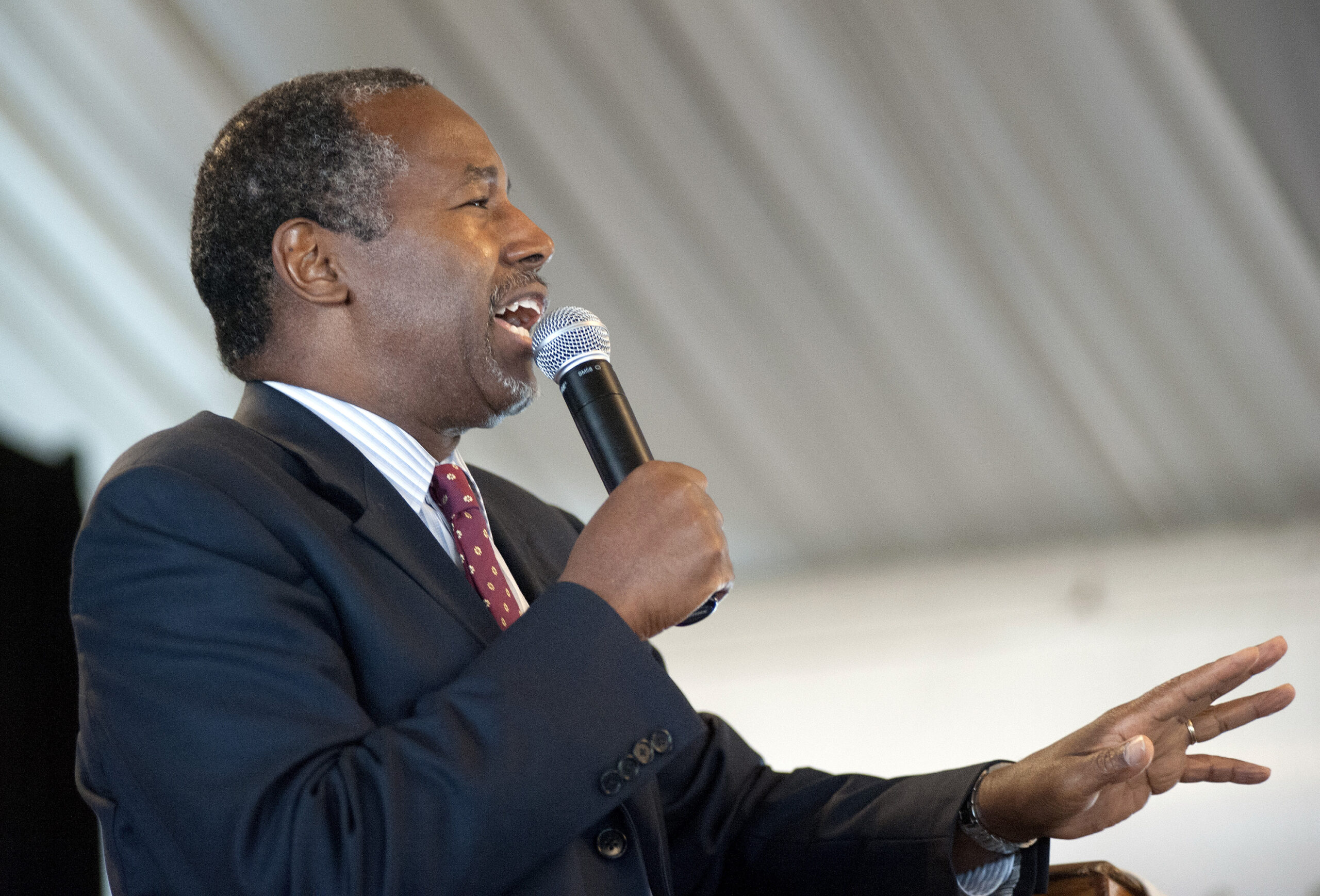 Carson says he would infiltrate Syrian refugees ‘if I was ISIS’