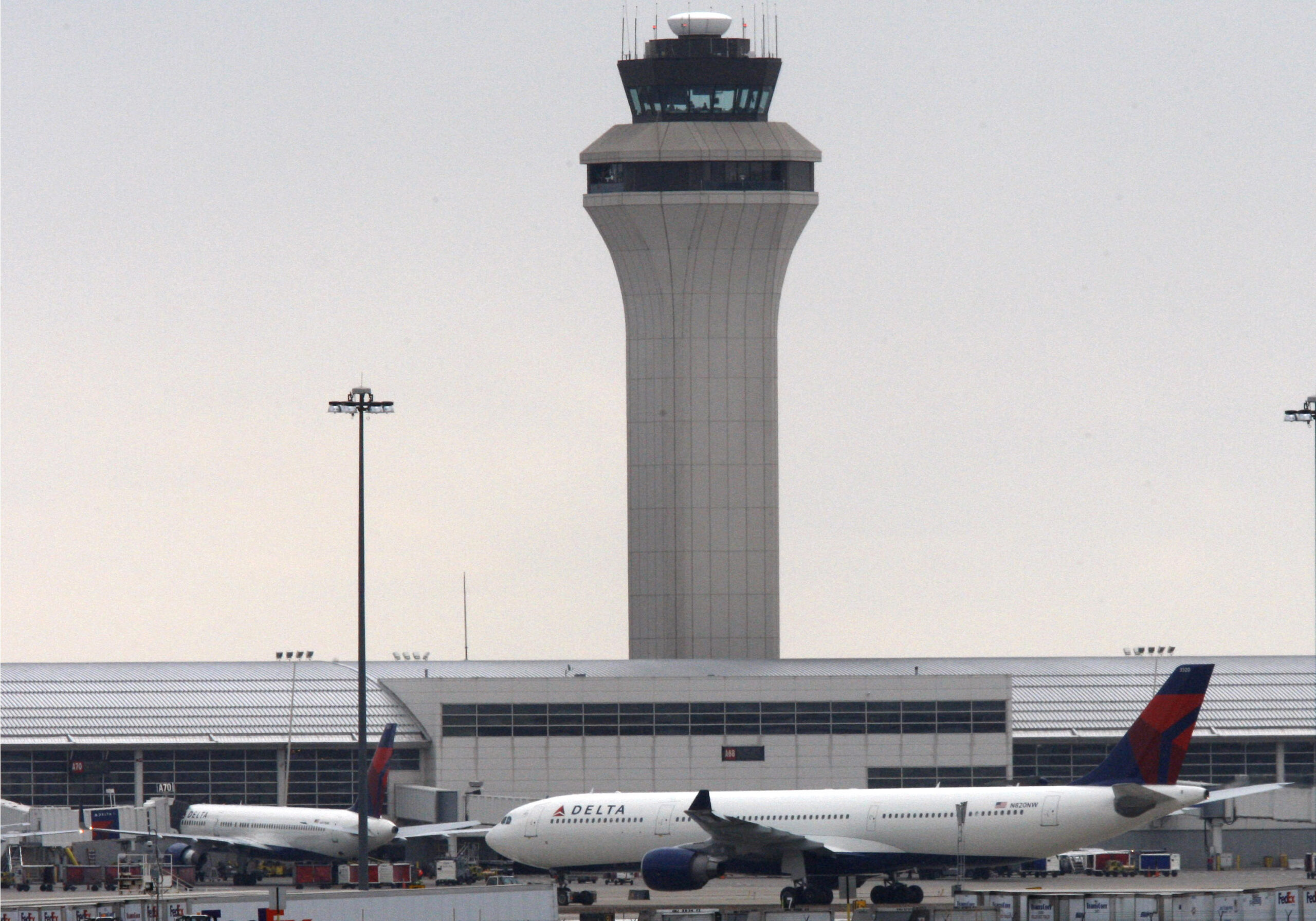 Saudi man traveling with pressure cooker arrested