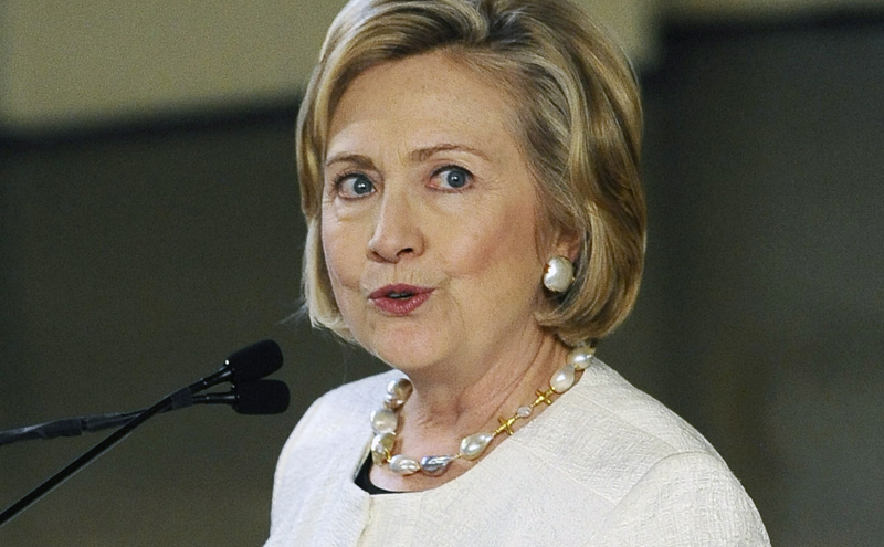 Hillary Clinton pledges to fix healthcare in Puerto Rico