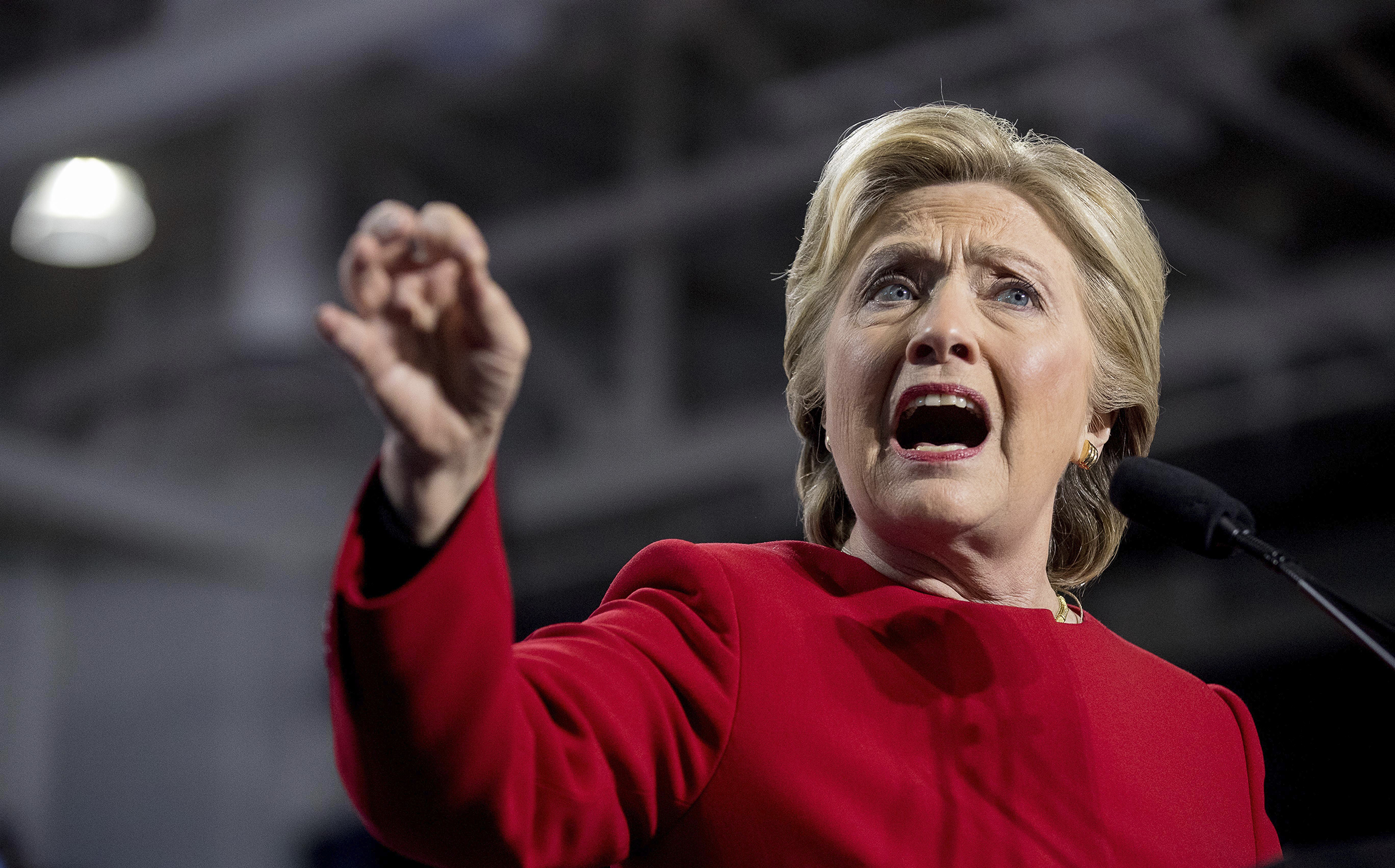 Clinton ‘befuddled’ by FBI investigation