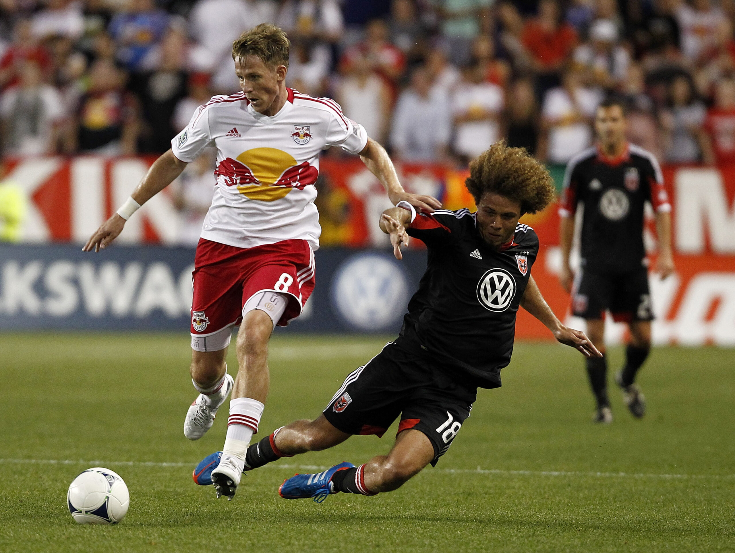 A hair-raising rookie season for United’s DeLeon