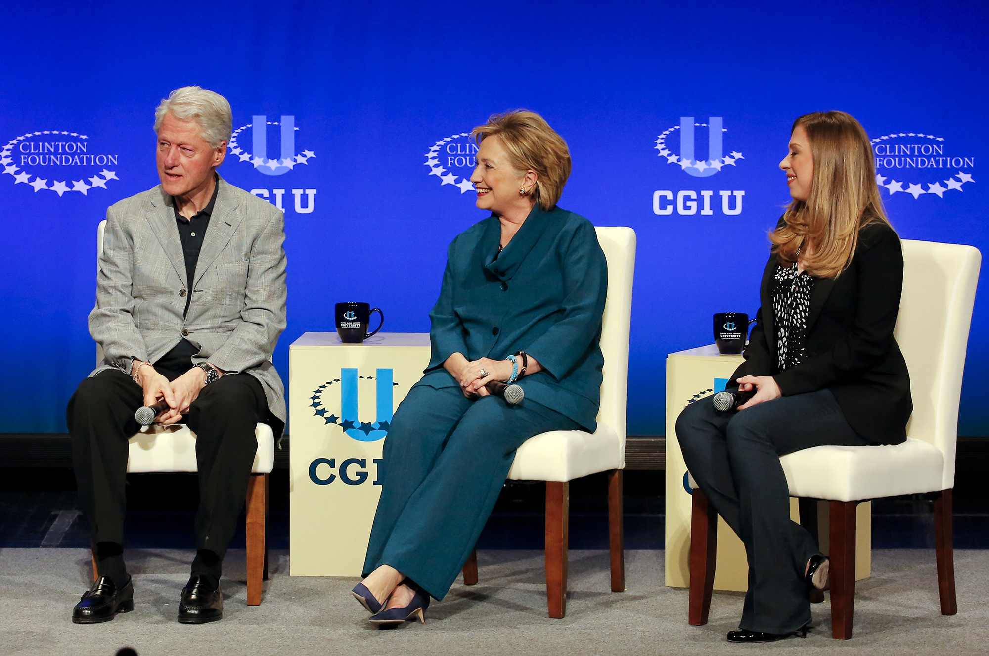 Super PAC pushes IRS to audit Clinton Foundation