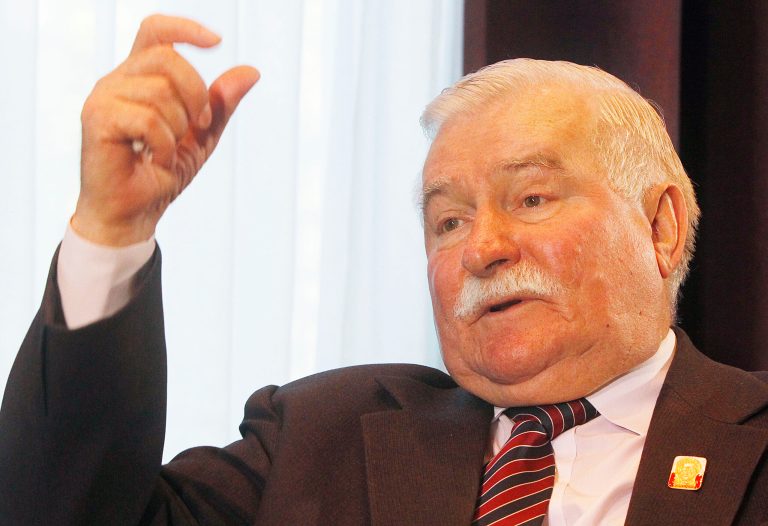 Authors of Polish democracy see its good, bad side