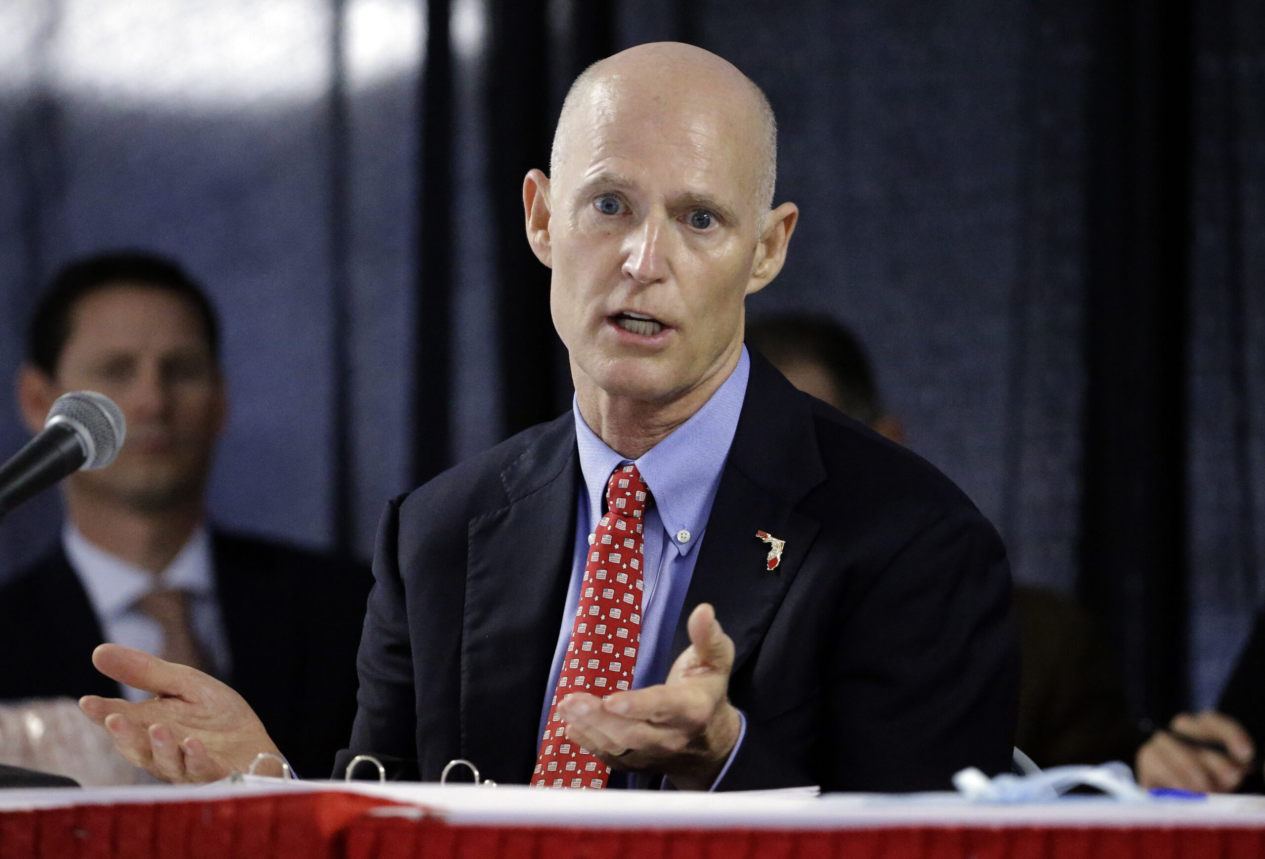 Rick Scott prays for Venezuela at Western Wall