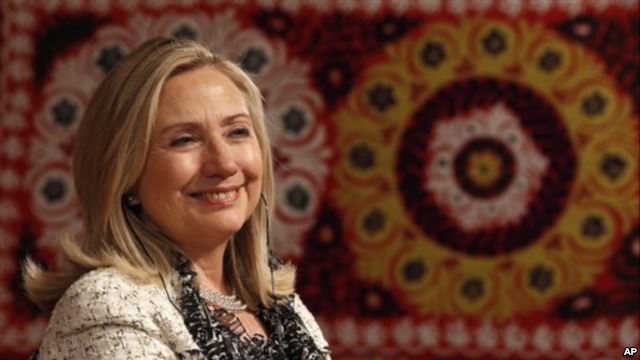 Poll: Latinos threaten Hillary, Democrats to support amnesty or lose their vote in 2016