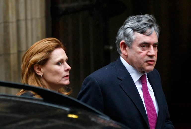   Former Prime Minister Gordon Brown arrives at the High Court with his wife Sarah to give evidence at the Leveson Inquiry, London, Monday, June 11, 2012. Former UK prime minister Gordon Brown and current Treasury chief George Osbourne give evidence at Britain's inquiry into media ethics. (AP Photo/Tim Hales)  