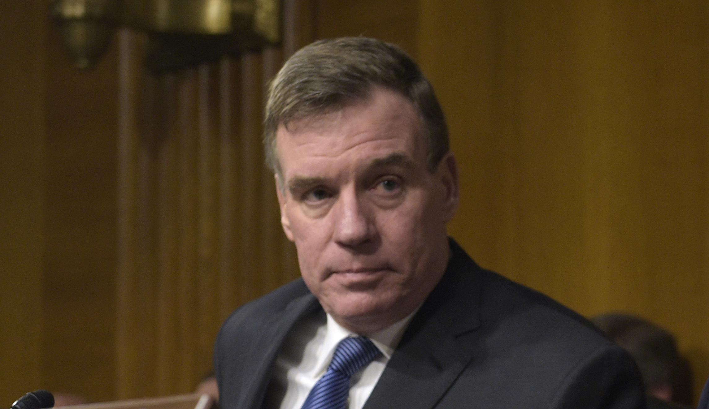 Mark Warner: Trump FBI announcement meant to ‘distract’ from Comey hearing