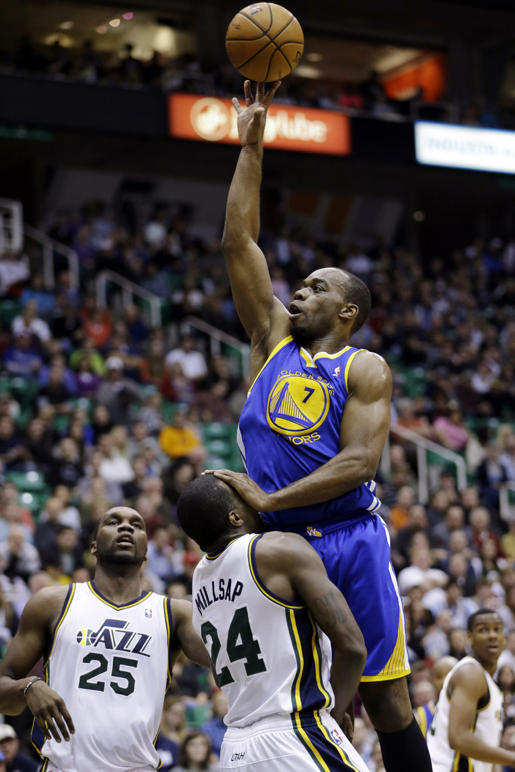 Warriors beat Jazz 94-83