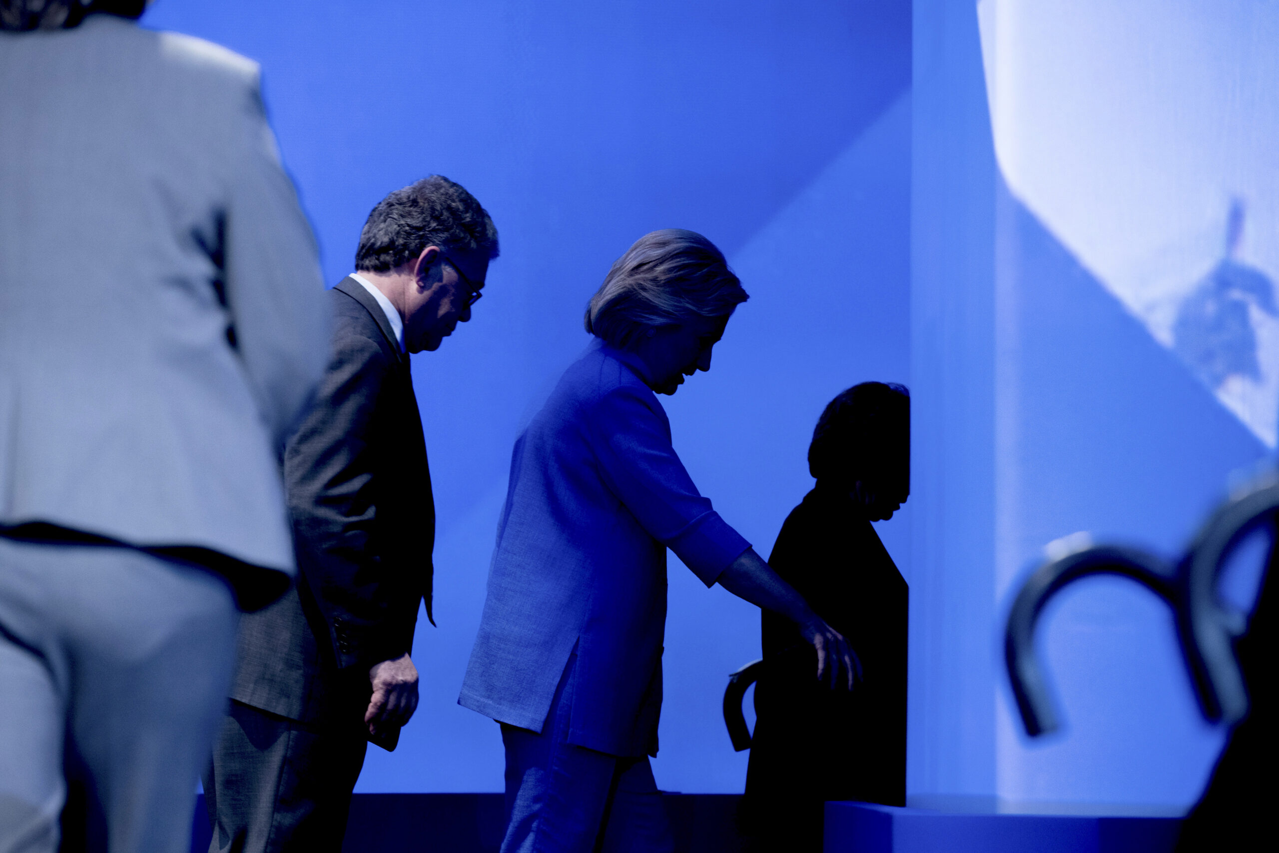 FBI gives State Dept. first batch of deleted Clinton emails