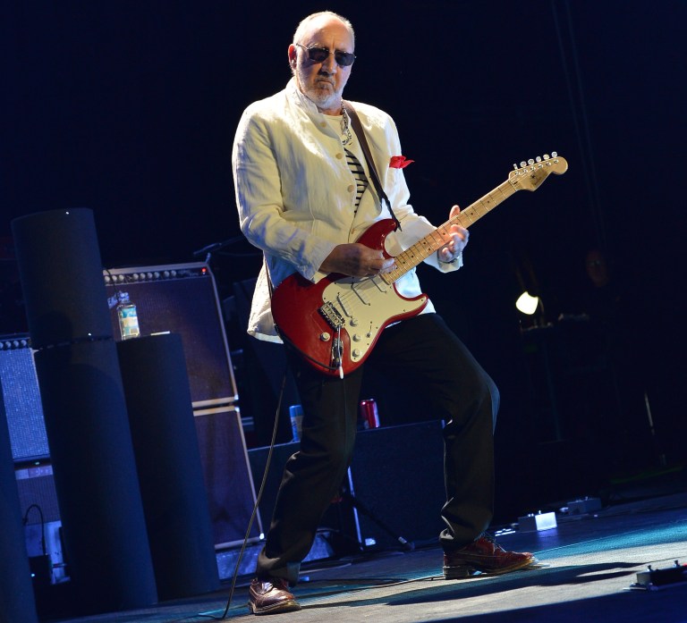 The Buzz for March 5: Pete Townshend pens apology to young fan