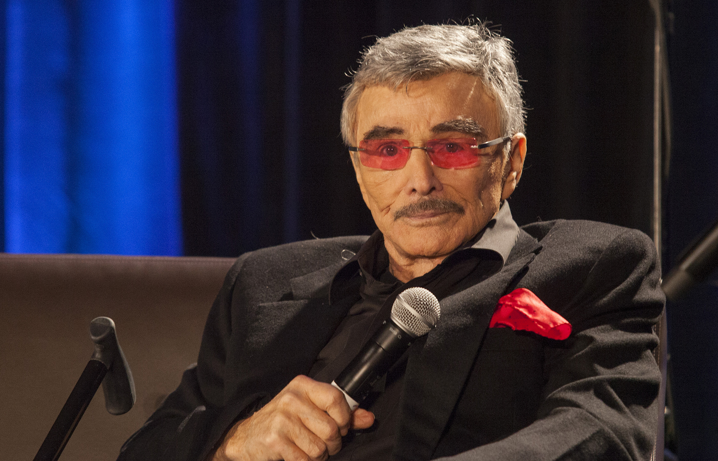 Burt Reynolds: Trump ‘having a good time being arrogant’