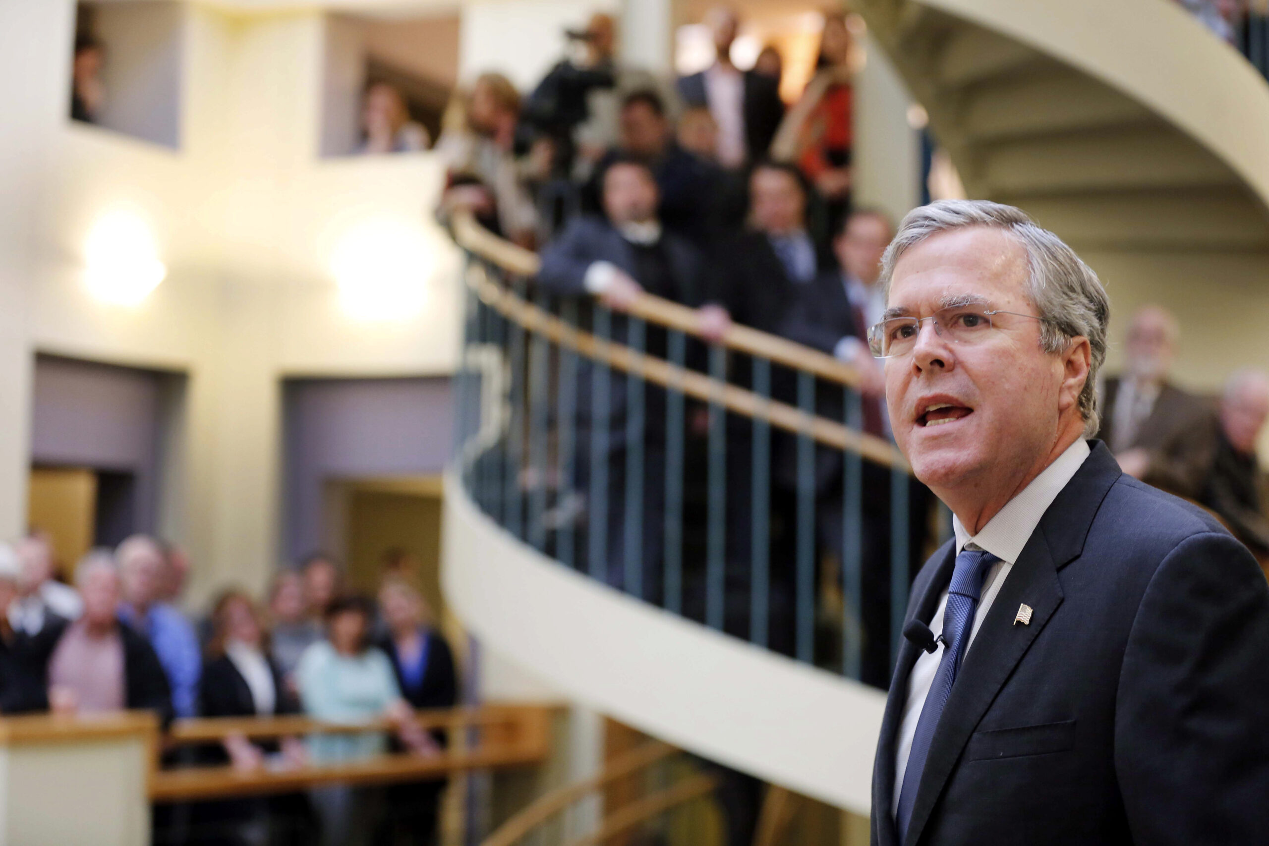 Jeb Bush floats a Trump-Clinton conspiracy theory