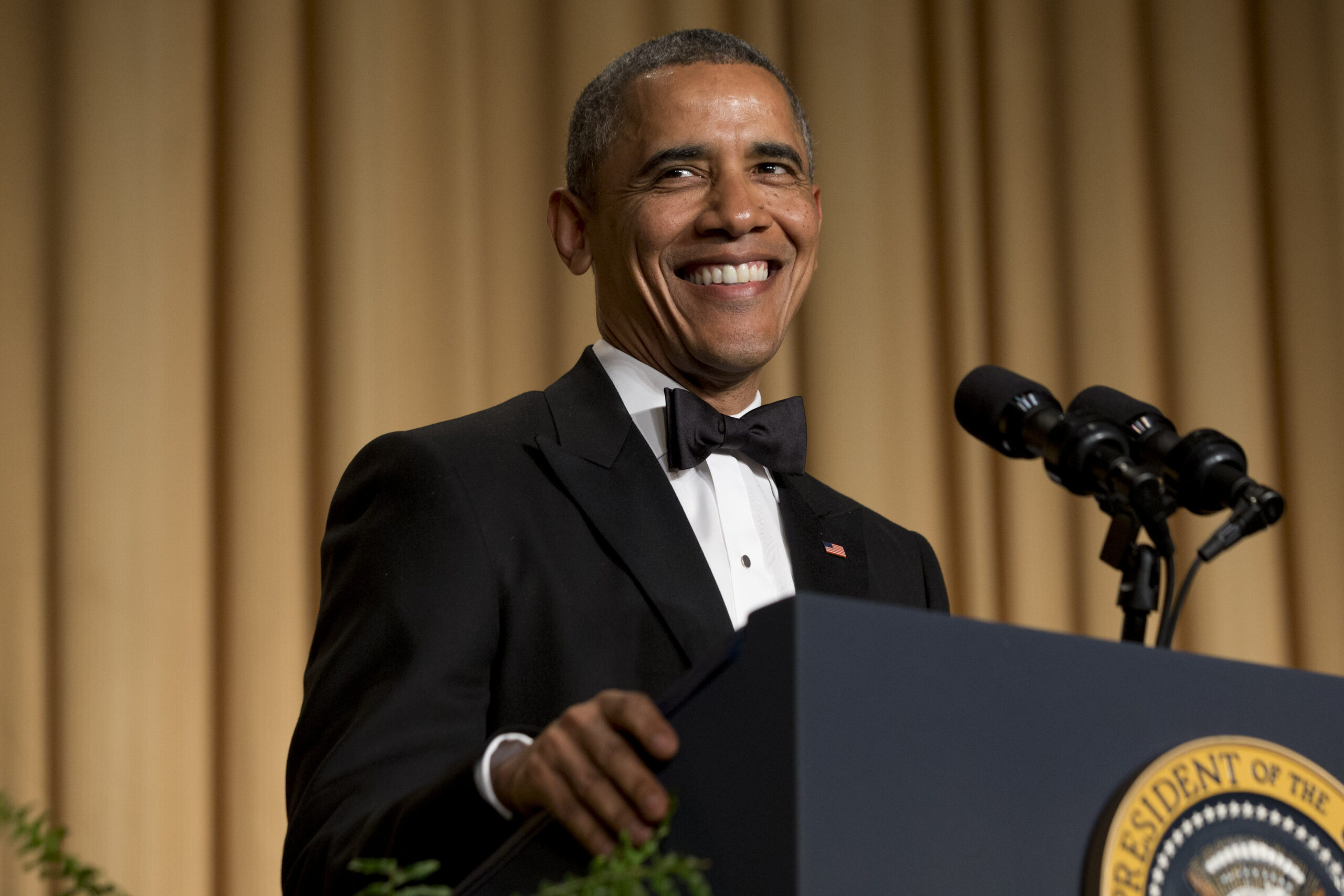10 times Obama made fun of Republicans in the past year